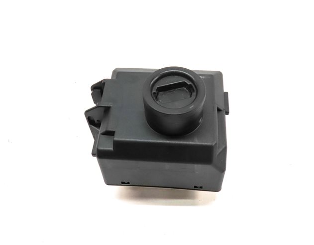 Thumbnail 2: 2013-2015 MERCEDES G500 GL350 GL450 GL550 ML350 (W166 X166 W463) IGNITION SWITCH