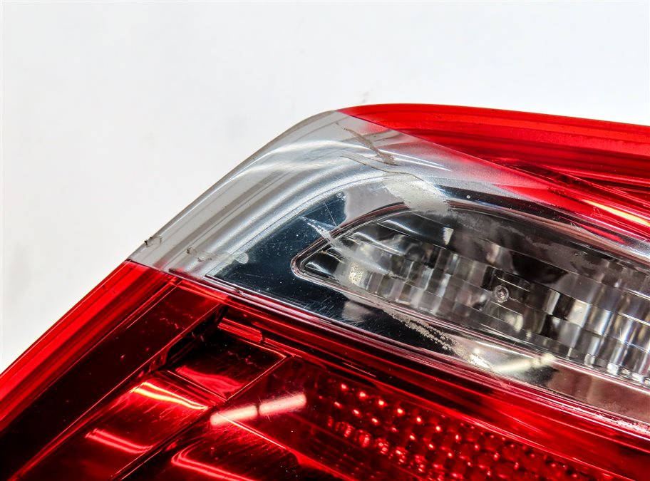 Thumbnail 8: 13-16 MERCEDES GL350 GL450 GL550 (X166) REAR RIGHT INNER TAILLIGHT LIGHT LAMP