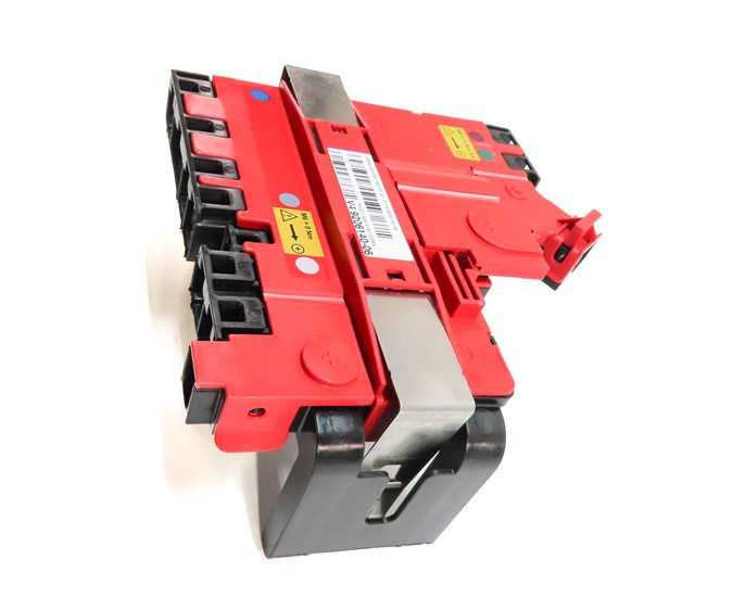 Thumbnail 3: 2014 BMW X3 (F25) 2.0L (N20) ENGINE POSITIVE POWER DISTRIBUTION PLATE