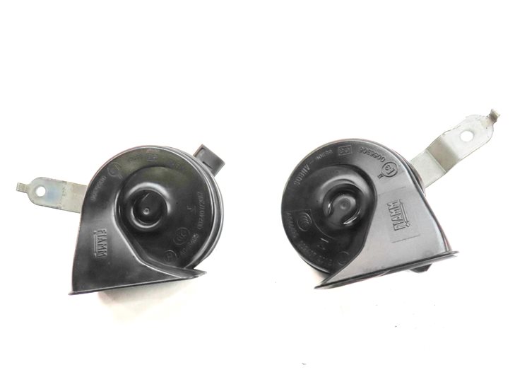 Thumbnail 2: 2011-2018 BMW X3 X4 (F25 F26) HIGH & LOW TONE SAFETY HORN SET-2