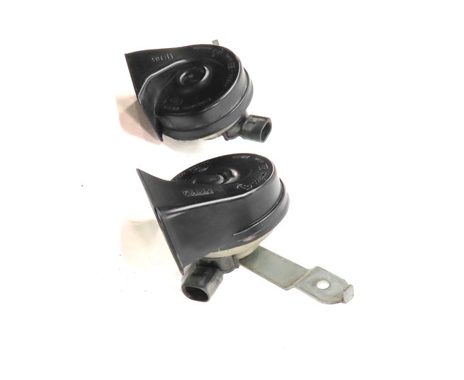 Thumbnail 4: 2011-2018 BMW X3 X4 (F25 F26) HIGH & LOW TONE SAFETY HORN SET-2