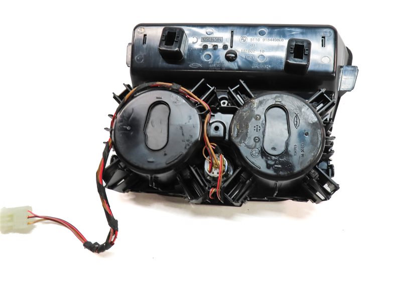 Thumbnail 7: 2014 BMW X3 (F25) FRONT CENTER CONSOLE DUAL CUPHOLDER COMPARTMENT w/12V SOCKET