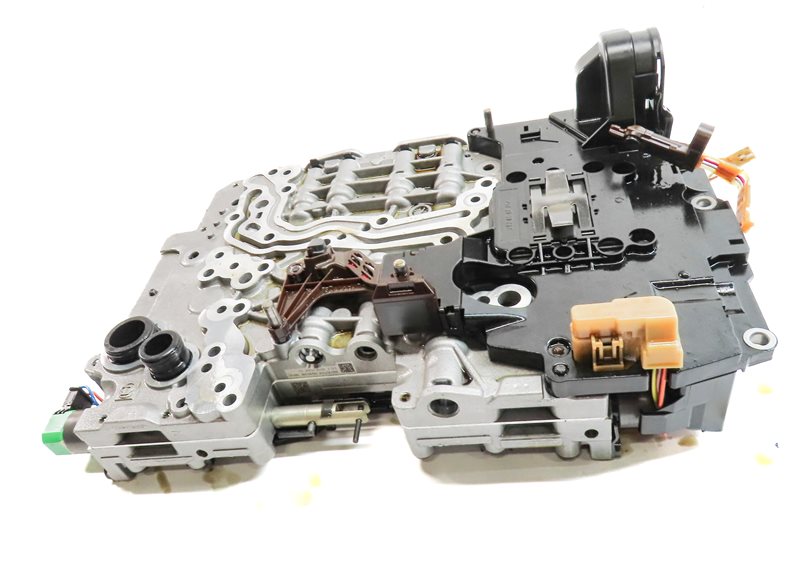 Thumbnail 2: 14 BMW 328i 328iGT X3 (F25 F30 F34) 2.0L 8HP45 AUTOMATIC TRANSMISSION VALVE BODY