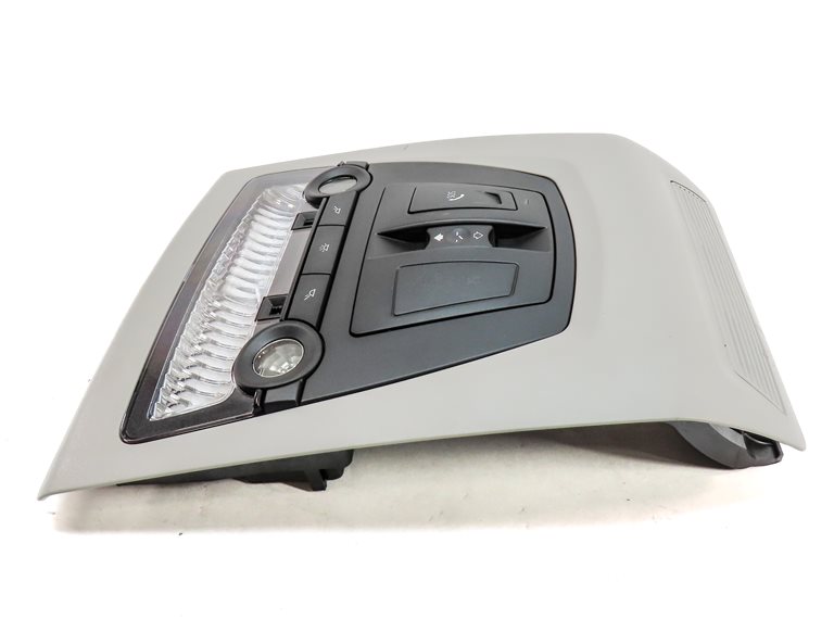 Thumbnail 4: 2014 BMW X3 (F25) FRONT INTERIOR OVERHEAD DOME LIGHT LAMP w/ SWITCHES (Gray)
