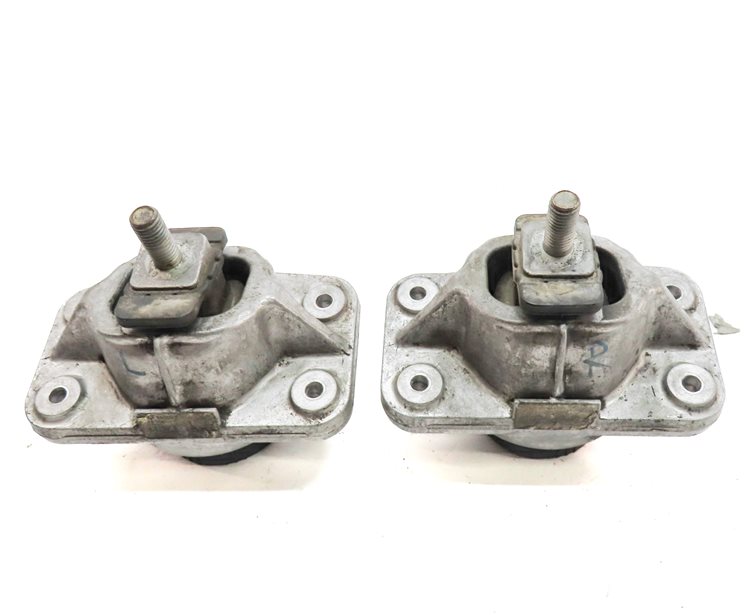 Thumbnail 2: 2016 RANGE ROVER SPORT (L494) 3.0L SUPER ENGINE MOTOR SUPPORT MOUNT SET/2