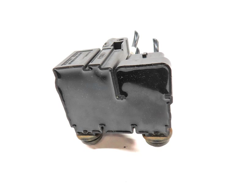 Thumbnail 6: 2016 RANGE ROVER SPORT (L494) AIR SUSPENSION RELIEF SOLENOID VALVE BLOCK