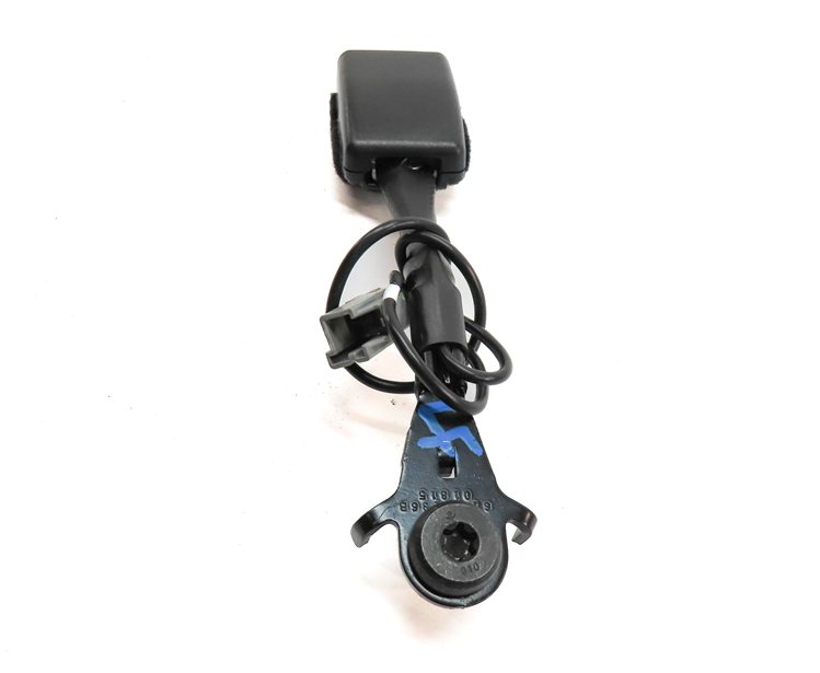 Thumbnail 5: 2016-2017 RANGE ROVER SPORT (L494) FRONT LEFT DRIVER SEATBELT BUCKLE RECEIVER