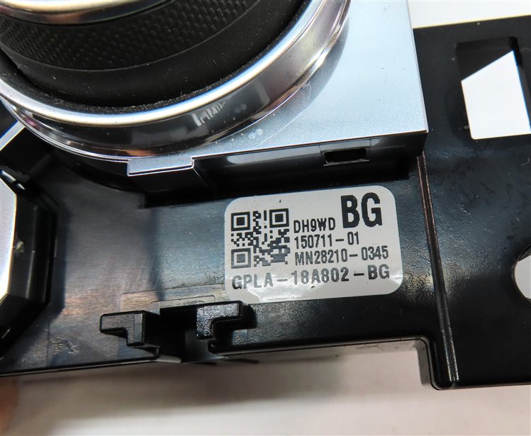Thumbnail 8: 2016 RANGE ROVER SPORT (L494) FRONT HEATER A/C TEMPERATURE CLIMATE CONTROL PANEL