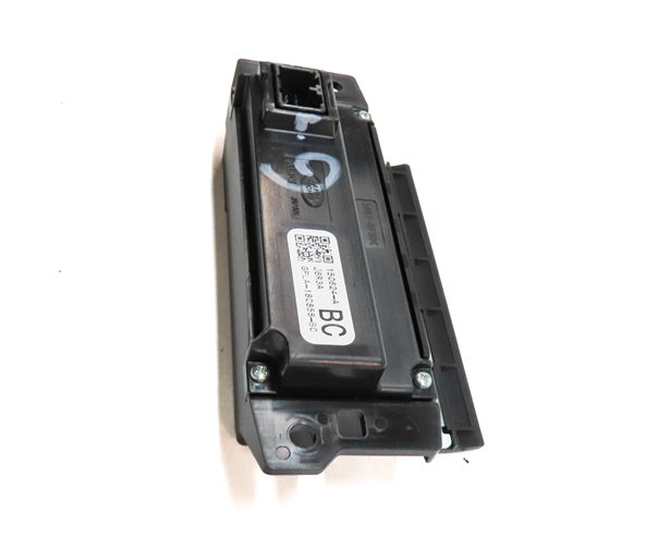 Thumbnail 4: 2016 RANGE ROVER SPORT (L494) CENTER DASH LEFT TOUCH SCREEN CONTROL MODULE