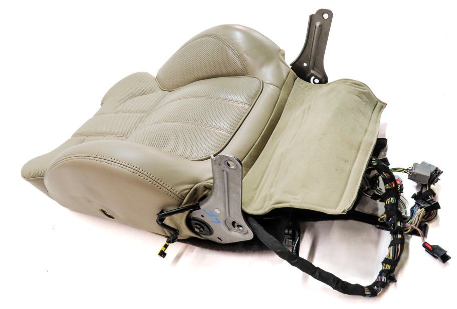 Thumbnail 4: 2016 ROVER SPORT (L494) FRONT LEFT UPPER HEAT VENT MEMORY SEAT CUSHION (Almond)