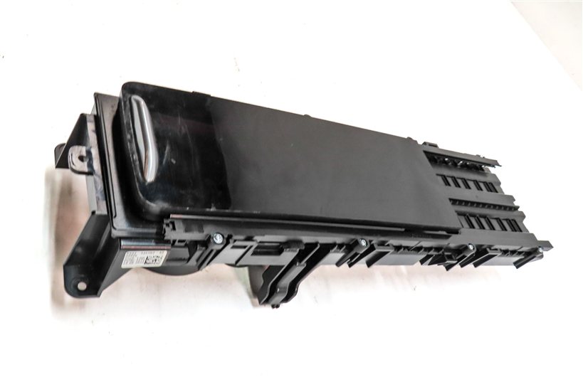 Thumbnail 4: 2016 RANGE ROVER SPORT (L494) FRONT CENTER CONSOLE DUAL CUPHOLDER w/12V SOCKET