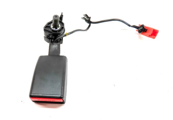 Thumbnail 2: 17 LAND ROVER DISCOVERY SPORT L550 REAR 2ND ROW RIGHT SEATBELT BUCKLE RECEIVER