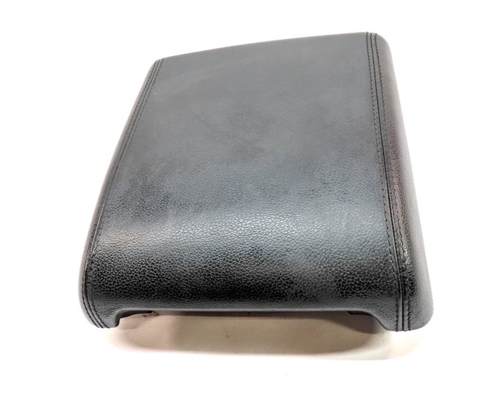 Thumbnail 2: 2015-2019 LAND ROVER DISCOVERY SPORT (L550) CENTER CONSOLE ARMREST LID (034DU)
