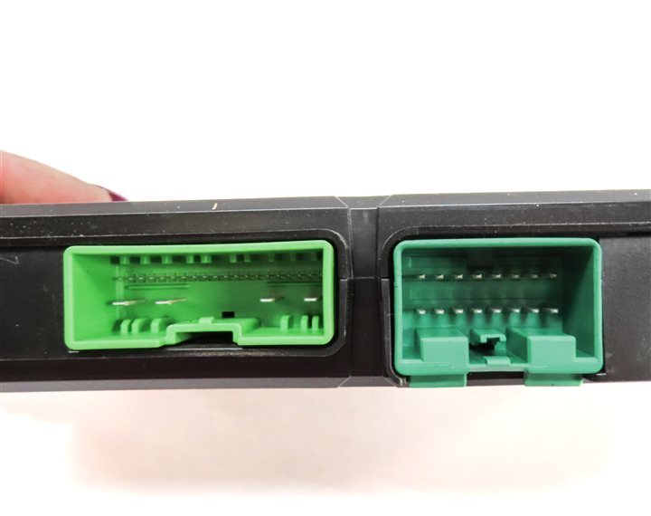 Thumbnail 7: 2017 LAND ROVER DISCOVERY SPORT (L550) FRONT LEFT SEAT CONTROL MODULE