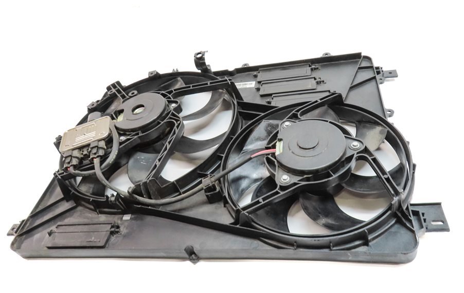 Thumbnail 6: 12-17 LR2 DISCOVERY SPORT RANGE ROVER EVOQUE L550 RADIATOR COOLING FAN & SHROUD