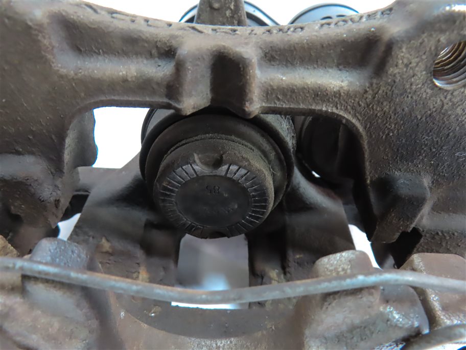 Thumbnail 8: 15-19 JAGUAR E-PACE DISCOVERY SPORT EVOQUE (L538 L550) LEFT REAR BRAKE CALIPER