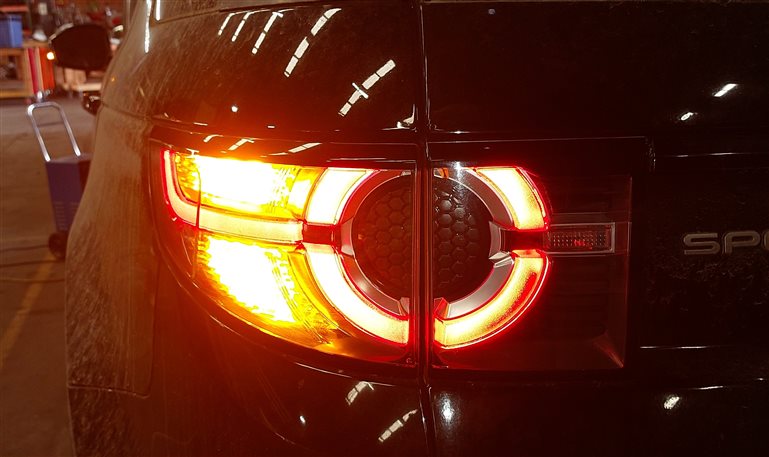 Thumbnail 2: 2015-2019 LAND ROVER DISCOVERY SPORT (L550) LEFT REAR TAILLIGHT BRAKE LIGHT LAMP