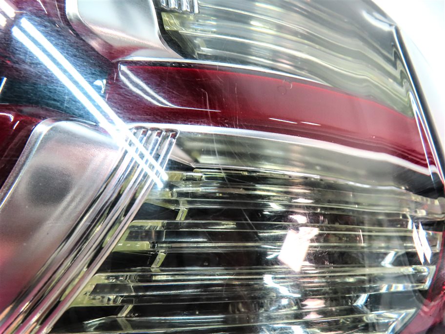 Thumbnail 7: 15-19 LAND ROVER DISCOVERY SPORT (L550) RIGHT REAR TAILLIGHT BRAKE LIGHT LAMP