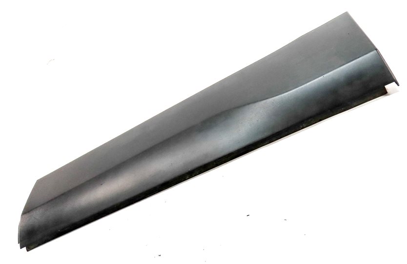 Thumbnail 3: 15-19 ROVER DISCOVERY SPORT L550 REAR LEFT EXTERIOR LOWER DOOR MOULDING (Black)