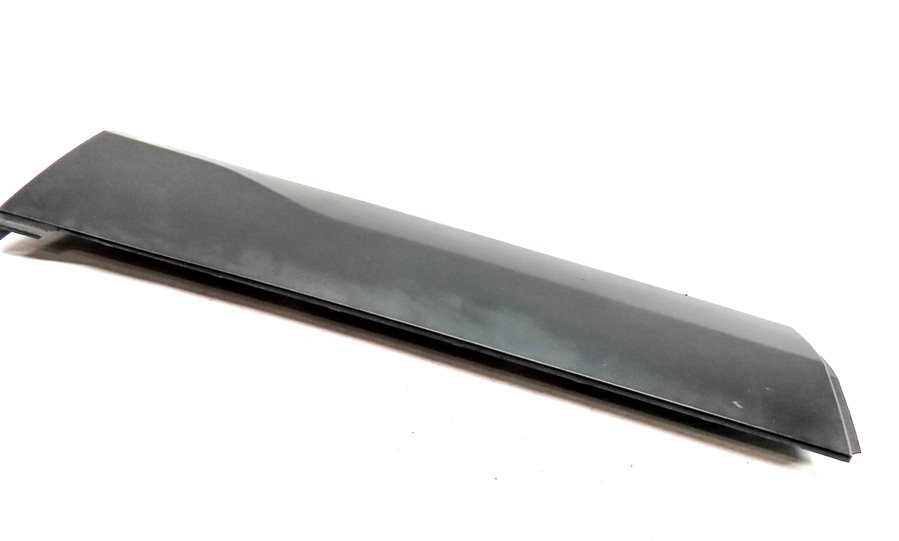 Thumbnail 7: 15-19 ROVER DISCOVERY SPORT L550 REAR LEFT EXTERIOR LOWER DOOR MOULDING (Black)