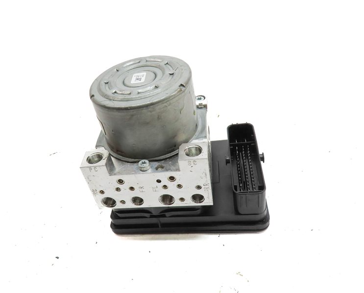 Thumbnail 2: 16 LAND ROVER DISCOVERY SPORT (L550) 2.0L AWD ANTI-LOCK ABS BRAKE PUMP & MODULE