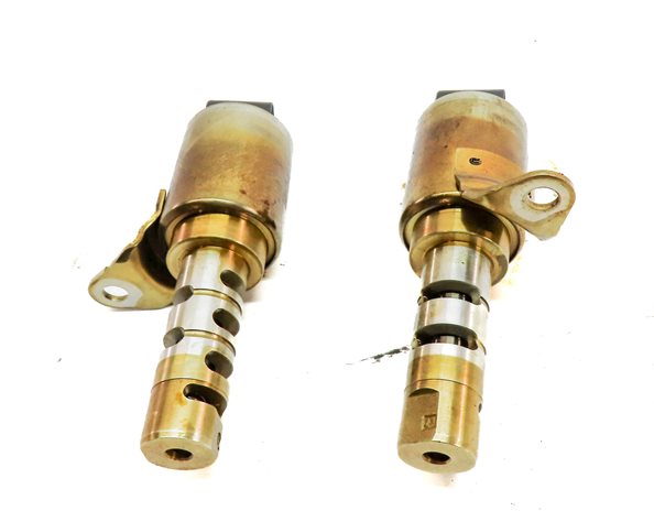Thumbnail 5: 2016 ROVER DISCOVERY SPORT (L550) 2.0L VVT VARIABLE VALVE TIMING SOLENOID SET/2