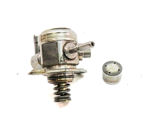 Thumbnail 2: 12-17 LR2 DISCOVERY SPORT RANGE ROVER EVOQUE (L538 L550) HIGH PRESSURE FUEL PUMP