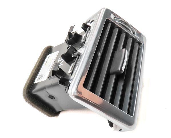 Thumbnail 3: 2016 ROVER DISCOVERY SPORT (L550) FRONT RIGHT PASSENGER DASH HEAT AIR AC VENT