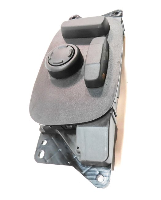 Thumbnail 3: 16 ROVER DISCOVERY SPORT (L550) FRONT LEFT DRIVER SEAT POSITION ADJUST SWITCH