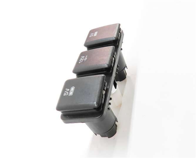 Thumbnail 3: 2016 LAND ROVER DISCOVERY SPORT (L550) USB 12V POWER SOCKET PLUG PANEL