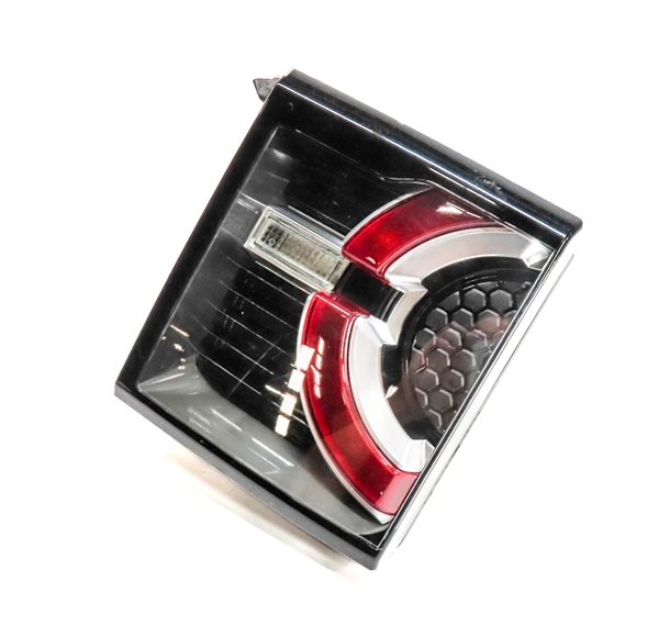 Thumbnail 1: 15-19 LAND ROVER DISCOVERY SPORT (L550) RIGHT REAR INNER TAILLIGHT LIGHT LAMP
