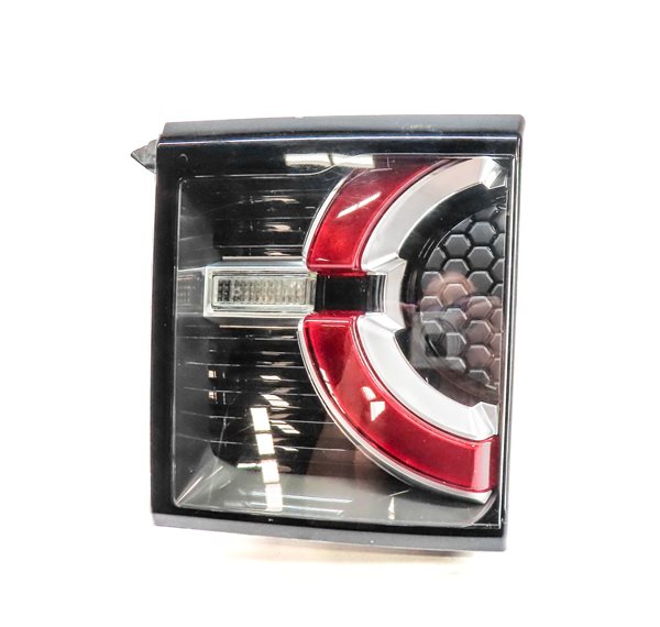 Thumbnail 3: 15-19 LAND ROVER DISCOVERY SPORT (L550) RIGHT REAR INNER TAILLIGHT LIGHT LAMP