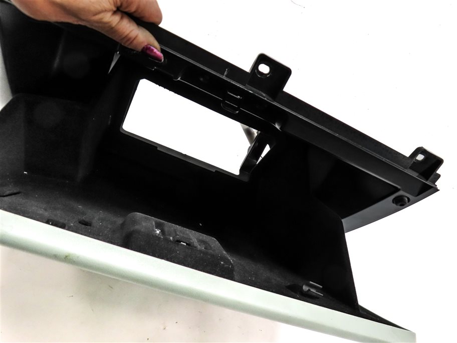 Thumbnail 11: 15-16 RANGE ROVER DISCOVERY SPORT L550 FRONT RIGHT GLOVEBOX ASSEMBLY 