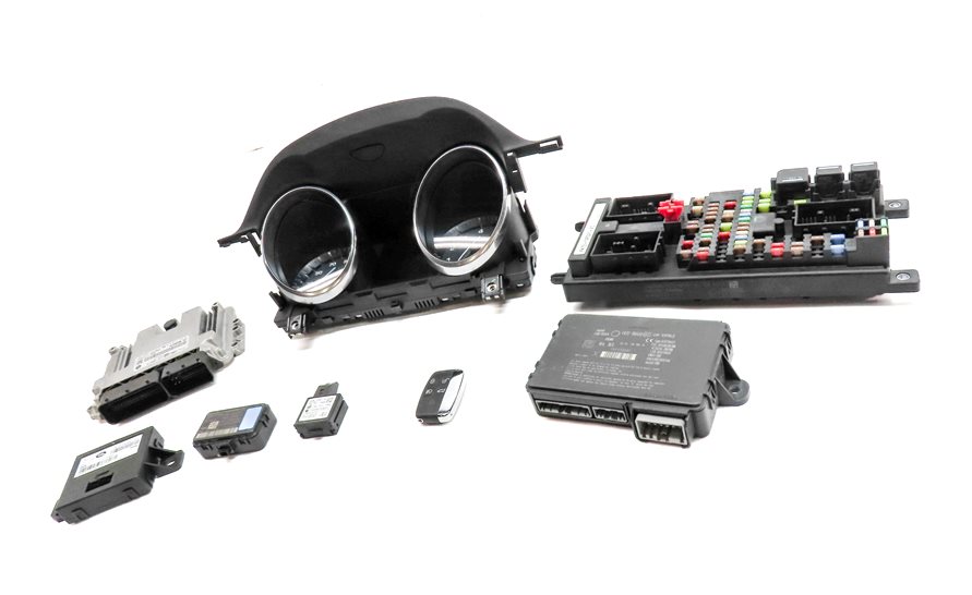 Thumbnail 3: 16 DISCOVERY SPORT L550 2.0L SPEEDOMETER BODY ECM ECU ENGINE MODULE & KEY SET