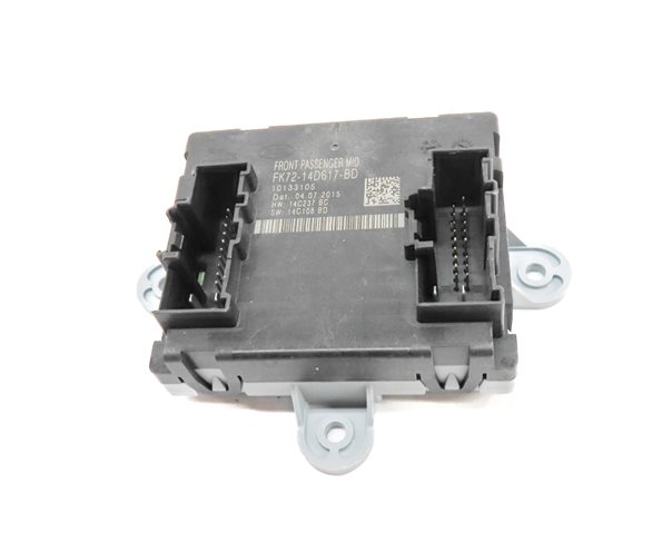Thumbnail 2: 2016 LAND ROVER DISCOVERY SPORT (L550) FRONT RIGHT PASSENGER DOOR CONTROL MODULE