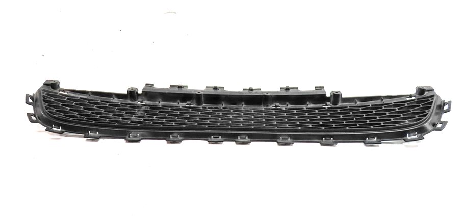 Thumbnail 6: 2016 LAND ROVER DISCOVERY SPORT (L550) FRONT LOWER BUMPER AIR VENT GRILLE TRIM