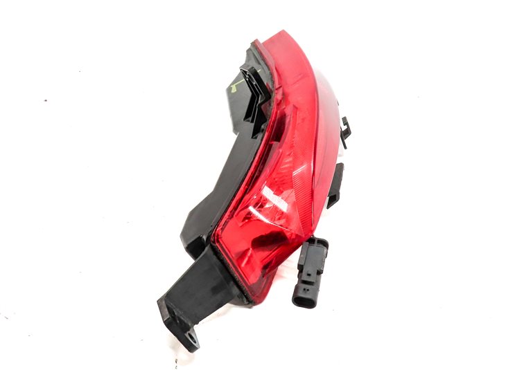 Thumbnail 4: 15-19 LAND ROVER DISCOVERY SPORT (L550) LEFT REAR BUMPER TAILLIGHT LIGHT LAMP