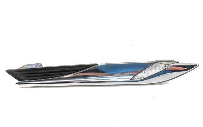 Thumbnail 2: 2012-2015 BMW 640i 650i (F06 F12 F13) RIGHT PASSENGER FENDER SIGNAL MARKER LIGHT