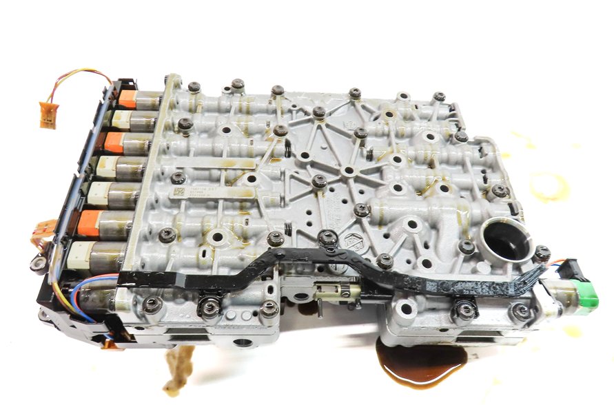 Thumbnail 6: 2013-2015 BMW 640i 740i F01 F06 AWD 8 SPEED AUTOMATIC TRANSMISSION VALVE BODY