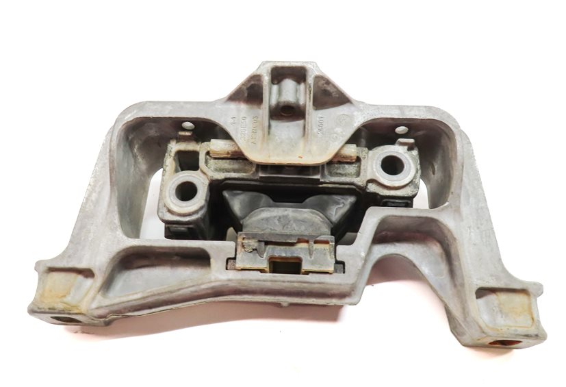 Thumbnail 6: 2014 MERCEDES CLA250 (C117) 2.0L (M270) RIGHT ENGINE MOTOR SUPPORT MOUNT