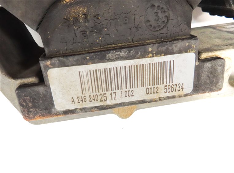 Thumbnail 7: 2014 MERCEDES CLA250 (C117) 2.0L (M270) RIGHT ENGINE MOTOR SUPPORT MOUNT