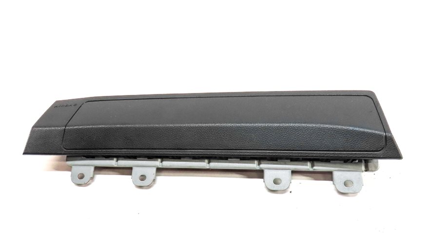 Thumbnail 2: 14-20 MERCEDES CLA GLA CLASS (C117 W117 X156) LEFT DRIVER KNEE AIRBAG (BLACK)