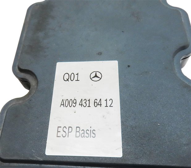 Thumbnail 7: 2014-2019 MERCEDES B250 CLA250 (C117 W117 W246) ESP ABS BRAKE PUMP w/ MODULE
