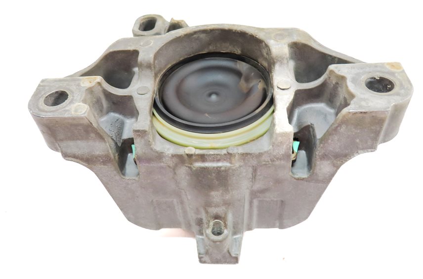 Thumbnail 6: 2014 MERCEDES CLA250 (C117) 2.0L AUTOMATIC TRANSMISSION SUPPORT MOUNT