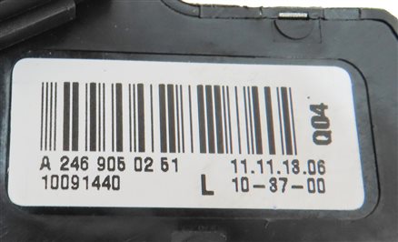 Thumbnail 7: 12-18 CLA G GL ML C117 W166 W242 W463 X166 FRONT LEFT DRIVER MEMORY SEAT SWITCH