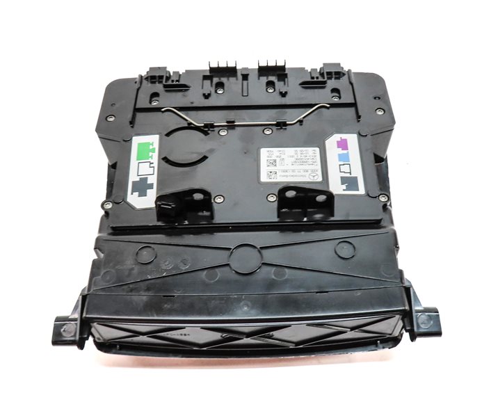 Thumbnail 6: 2014 MERCEDES CLA250 (C117) FRONT INTERIOR OVERHEAD DOME MAP LIGHT LAMP (Black)