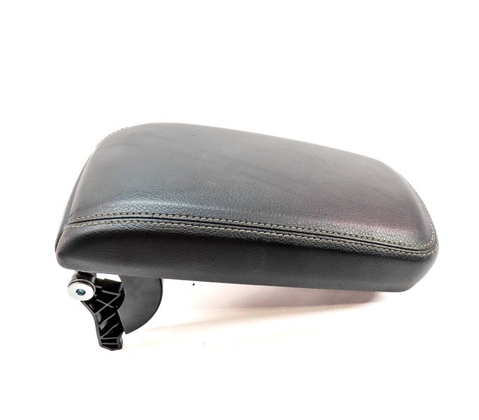 Thumbnail 3: 14-19 MERCEDES B250e CLA45 CLA250 C117 FRONT CENTER CONSOLE ARM REST LID (Black)