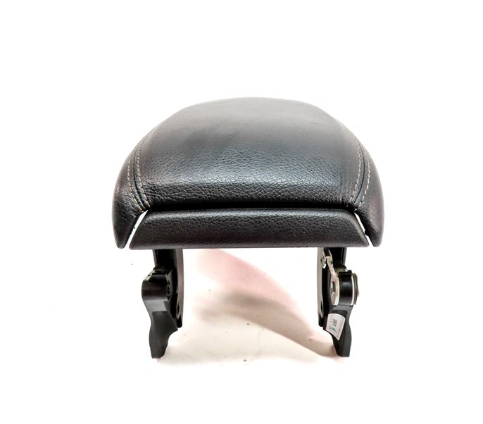 Thumbnail 6: 14-19 MERCEDES B250e CLA45 CLA250 C117 FRONT CENTER CONSOLE ARM REST LID (Black)