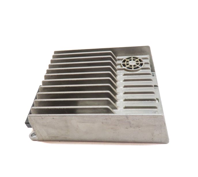 Thumbnail 2: 2012-2015 MERCEDES B250 CLA SLK SLK (C117 R172 W242) BECKER AUDIO AMP AMPLIFIER
