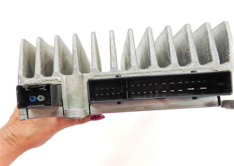 Thumbnail 6: 2012-2015 MERCEDES B250 CLA SLK SLK (C117 R172 W242) BECKER AUDIO AMP AMPLIFIER